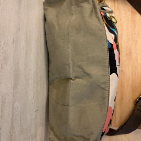 Fossil Multicolor Floral Print Canvas Weekender Bag. - Picture 8 of 16